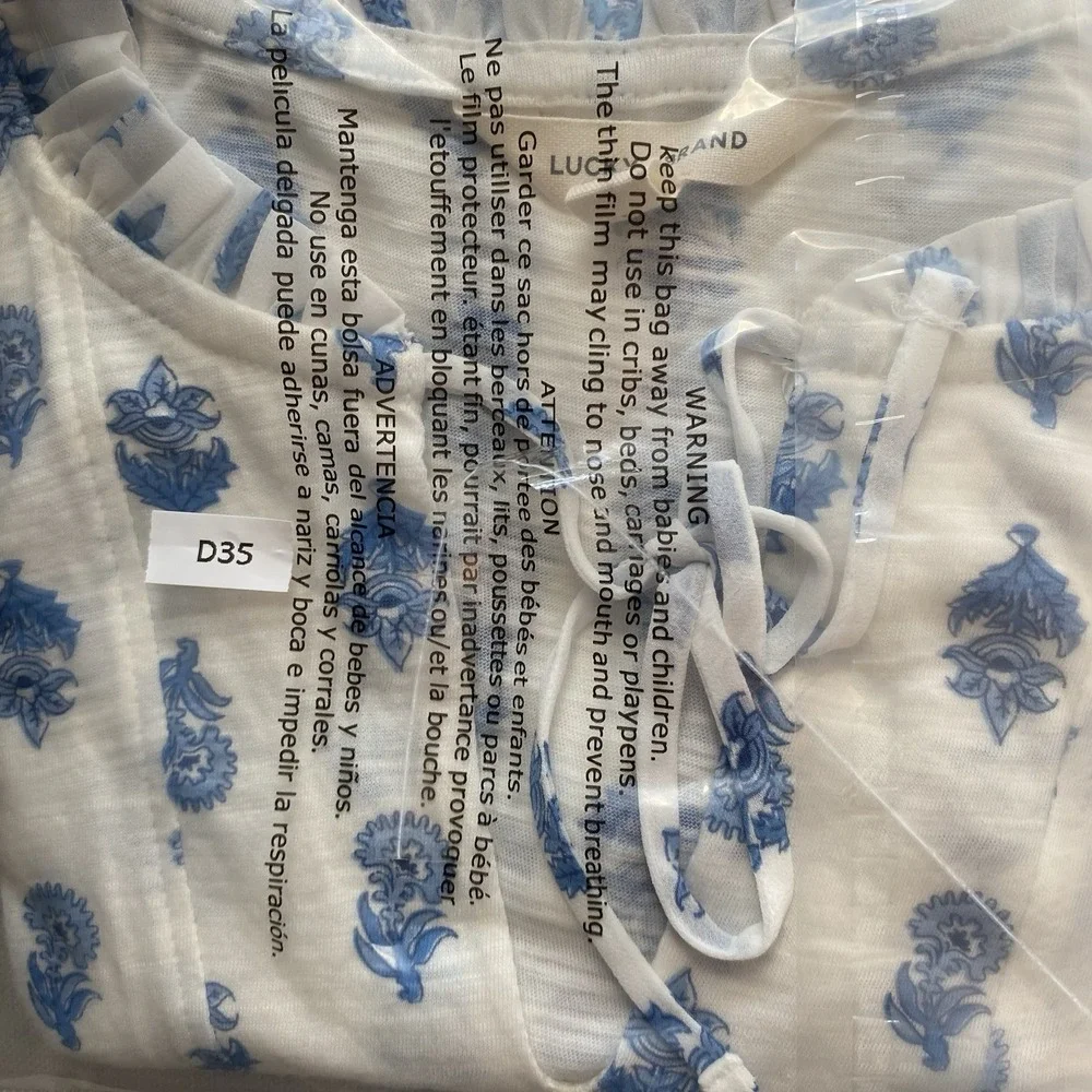 Lucky Brand Sz M Blue White Floral Print Ruffle Split Tie Neck Top Lightweight - Picture 15 of 15